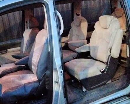 Серый Ситроен С8, объемом двигателя 2.18 л и пробегом 273 тыс. км за 3900 $, фото 8 на Automoto.ua