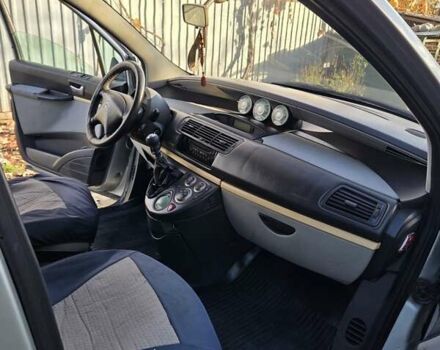 Сірий Сітроен С8, об'ємом двигуна 2 л та пробігом 260 тис. км за 3100 $, фото 5 на Automoto.ua