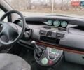 Серый Ситроен С8, объемом двигателя 2 л и пробегом 300 тыс. км за 4800 $, фото 7 на Automoto.ua