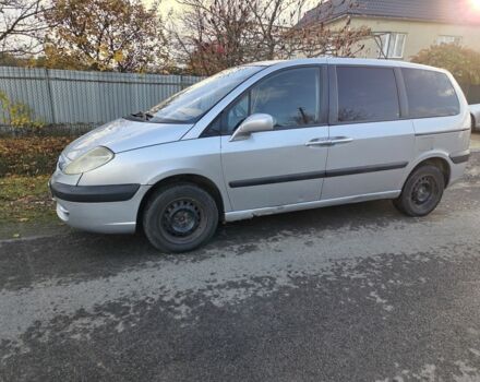 Серый Ситроен С8, объемом двигателя 2 л и пробегом 250 тыс. км за 3100 $, фото 2 на Automoto.ua