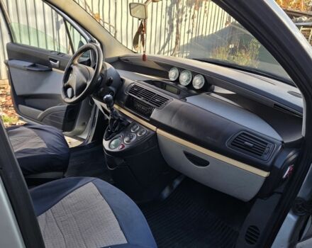 Серый Ситроен С8, объемом двигателя 2 л и пробегом 250 тыс. км за 3100 $, фото 5 на Automoto.ua