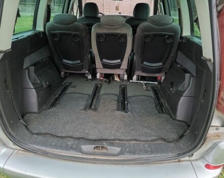 Ситроен С8 2004 в Луцке на Automoto.ua Серый Ситроен С8, объемом двигателя 2.2 л и пробегом 295 тыс. км за 3200 $, фото 11 на Automoto.ua