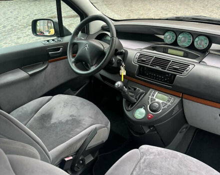 Сірий Сітроен С8, об'ємом двигуна 2 л та пробігом 290 тис. км за 5777 $, фото 9 на Automoto.ua
