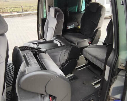 Серый Ситроен С8, объемом двигателя 2.2 л и пробегом 285 тыс. км за 5000 $, фото 10 на Automoto.ua