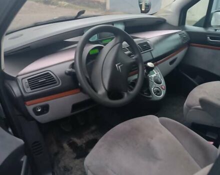 Серый Ситроен С8, объемом двигателя 2.2 л и пробегом 346 тыс. км за 5000 $, фото 3 на Automoto.ua