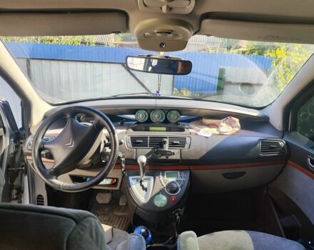 Сірий Сітроен С8, об'ємом двигуна 2 л та пробігом 240 тис. км за 5900 $, фото 3 на Automoto.ua