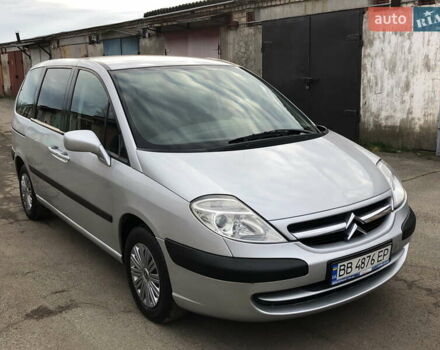 Серый Ситроен С8, объемом двигателя 2 л и пробегом 157 тыс. км за 4500 $, фото 1 на Automoto.ua