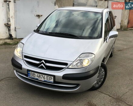 Серый Ситроен С8, объемом двигателя 2 л и пробегом 157 тыс. км за 4500 $, фото 7 на Automoto.ua