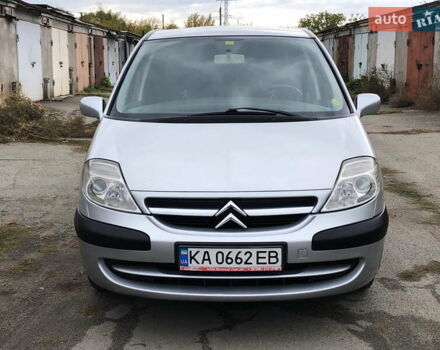 Сірий Сітроен С8, об'ємом двигуна 2 л та пробігом 147 тис. км за 4200 $, фото 6 на Automoto.ua