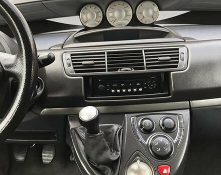 Серый Ситроен С8, объемом двигателя 2 л и пробегом 157 тыс. км за 4500 $, фото 14 на Automoto.ua