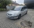 Серый Ситроен С8, объемом двигателя 2.2 л и пробегом 311 тыс. км за 7500 $, фото 1 на Automoto.ua