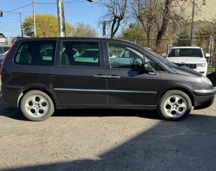 Серый Ситроен С8, объемом двигателя 2 л и пробегом 266 тыс. км за 6590 $, фото 4 на Automoto.ua