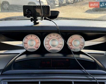 Сірий Сітроен С8, об'ємом двигуна 2 л та пробігом 266 тис. км за 6590 $, фото 27 на Automoto.ua