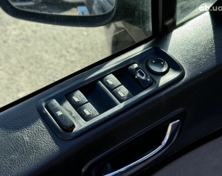 Серый Ситроен С8, объемом двигателя 2 л и пробегом 266 тыс. км за 6590 $, фото 13 на Automoto.ua