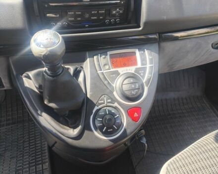 Серый Ситроен С8, объемом двигателя 2 л и пробегом 303 тыс. км за 7000 $, фото 5 на Automoto.ua