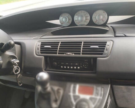 Сірий Сітроен С8, об'ємом двигуна 2 л та пробігом 197 тис. км за 8800 $, фото 8 на Automoto.ua