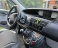 Серый Ситроен С8, объемом двигателя 2 л и пробегом 348 тыс. км за 5800 $, фото 9 на Automoto.ua