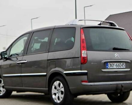 Сірий Сітроен С8, об'ємом двигуна 2 л та пробігом 250 тис. км за 7000 $, фото 4 на Automoto.ua