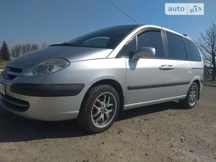 Сітроен С8 2003 у Ковель на Automoto.ua Сірий Сітроен С8, об'ємом двигуна 2 л та пробігом 290 тис. км за 5500 $, фото 1 на Automoto.ua