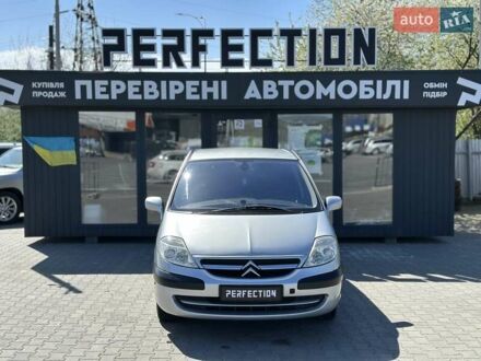 Ситроен С8 2003 в Черновцах на Automoto.ua Серый Ситроен С8, объемом двигателя 2 л и пробегом 289 тыс. км за 4900 $, фото 1 на Automoto.ua