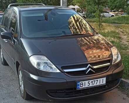 Сірий Сітроен С8, об'ємом двигуна 2.18 л та пробігом 343 тис. км за 4300 $, фото 1 на Automoto.ua