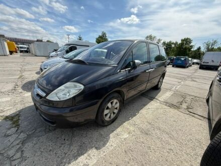 Ситроен С8 2004 в Ровно на Automoto.ua Серый Ситроен С8, объемом двигателя 2.2 л и пробегом 300 тыс. км за 2300 $, фото 1 на Automoto.ua