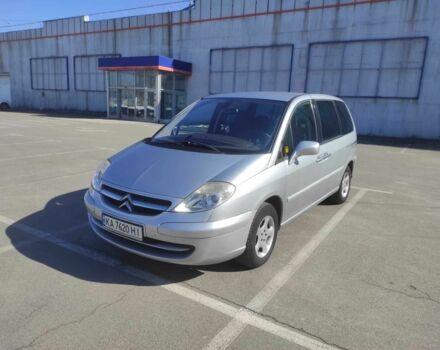 Сірий Сітроен С8, об'ємом двигуна 2.2 л та пробігом 315 тис. км за 3700 $, фото 1 на Automoto.ua