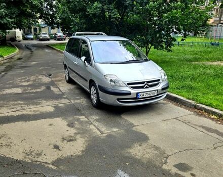 Сірий Сітроен С8, об'ємом двигуна 2.2 л та пробігом 275 тис. км за 4200 $, фото 1 на Automoto.ua