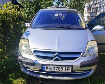 Серый Ситроен С8, объемом двигателя 2 л и пробегом 240 тыс. км за 5600 $, фото 1 на Automoto.ua