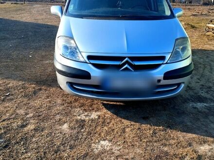 Сітроен С8 2005 у Золочів на Automoto.ua Сірий Сітроен С8, об'ємом двигуна 20 л та пробігом 350 тис. км за 4500 $, фото 1 на Automoto.ua