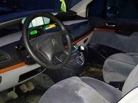 Сітроен С8 2005 у Сумах на Automoto.ua Сірий Сітроен С8, об'ємом двигуна 2.2 л та пробігом 100 тис. км за 6000 $, фото 1 на Automoto.ua