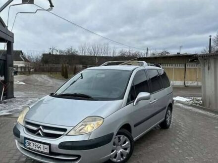 Ситроен С8 2005 в Дубно на Automoto.ua Серый Ситроен С8, объемом двигателя 2 л и пробегом 289 тыс. км за 5050 $, фото 1 на Automoto.ua