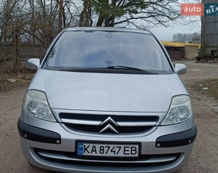 Серый Ситроен С8, объемом двигателя 2 л и пробегом 301 тыс. км за 5350 $, фото 1 на Automoto.ua