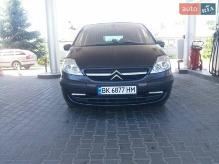 Ситроен С8 2006 в Здолбунове на Automoto.ua Серый Ситроен С8, объемом двигателя 2 л и пробегом 250 тыс. км за 5500 $, фото 1 на Automoto.ua