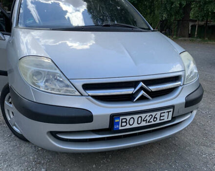 Серый Ситроен С8, объемом двигателя 2 л и пробегом 208 тыс. км за 6400 $, фото 1 на Automoto.ua