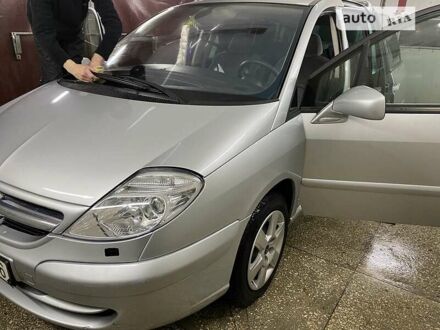 Ситроен С8 2006 в Львове на Automoto.ua Серый Ситроен С8, объемом двигателя 0 л и пробегом 255 тыс. км за 3000 $, фото 1 на Automoto.ua
