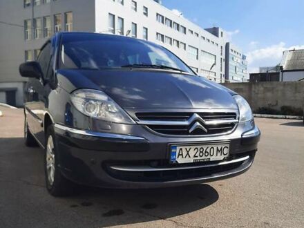 Ситроен С8 2013 в Харькове на Automoto.ua Серый Ситроен С8, объемом двигателя 2 л и пробегом 310 тыс. км за 7300 $, фото 1 на Automoto.ua