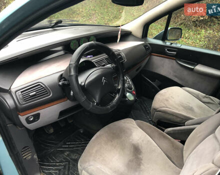 Синий Ситроен С8, объемом двигателя 2.18 л и пробегом 330 тыс. км за 2800 $, фото 7 на Automoto.ua