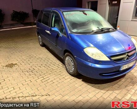 Синий Ситроен С8, объемом двигателя 2.2 л и пробегом 362 тыс. км за 4200 $, фото 2 на Automoto.ua