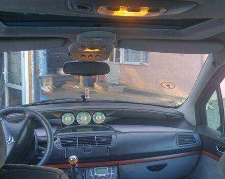 Синій Сітроен С8, об'ємом двигуна 2.2 л та пробігом 320 тис. км за 4200 $, фото 8 на Automoto.ua