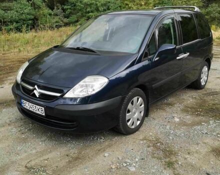 Синий Ситроен С8, объемом двигателя 2.2 л и пробегом 286 тыс. км за 5600 $, фото 4 на Automoto.ua