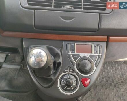 Синій Сітроен С8, об'ємом двигуна 2.2 л та пробігом 270 тис. км за 5300 $, фото 2 на Automoto.ua