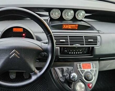 Синій Сітроен С8, об'ємом двигуна 2 л та пробігом 290 тис. км за 6500 $, фото 15 на Automoto.ua