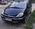 Синий Ситроен С8, объемом двигателя 2.2 л и пробегом 289 тыс. км за 6708 $, фото 1 на Automoto.ua