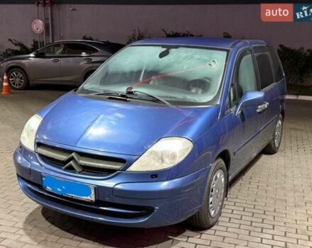 Синий Ситроен С8, объемом двигателя 2.23 л и пробегом 362 тыс. км за 3800 $, фото 1 на Automoto.ua