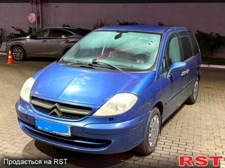 Синий Ситроен С8, объемом двигателя 2.2 л и пробегом 362 тыс. км за 4200 $, фото 1 на Automoto.ua