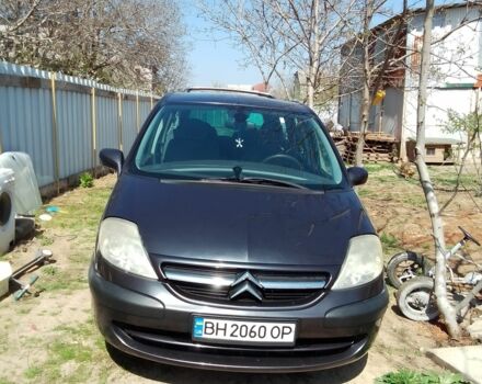 Синий Ситроен С8, объемом двигателя 2 л и пробегом 320 тыс. км за 4500 $, фото 1 на Automoto.ua