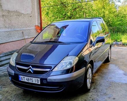 Синій Сітроен С8, об'ємом двигуна 2.2 л та пробігом 400 тис. км за 5386 $, фото 1 на Automoto.ua