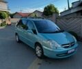 Зеленый Ситроен С8, объемом двигателя 2 л и пробегом 330 тыс. км за 2350 $, фото 1 на Automoto.ua