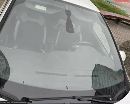 Белый Ситроен ДС, объемом двигателя 1.6 л и пробегом 97 тыс. км за 8300 $, фото 8 на Automoto.ua